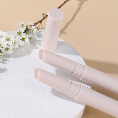 Good price All Skin Types Eyeshadow stick tube Twist Up Custom Empty Lipstick Containers Packaging online